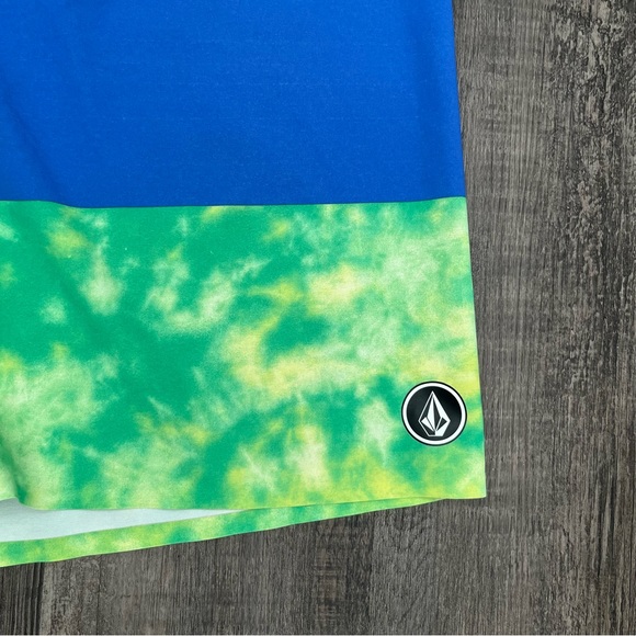Volcom swimming shorts - Picture 4 of 7